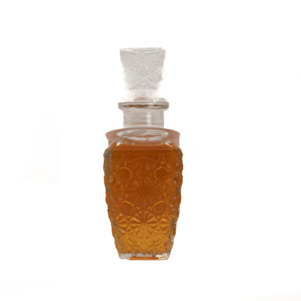 immagine confezione profumo retro